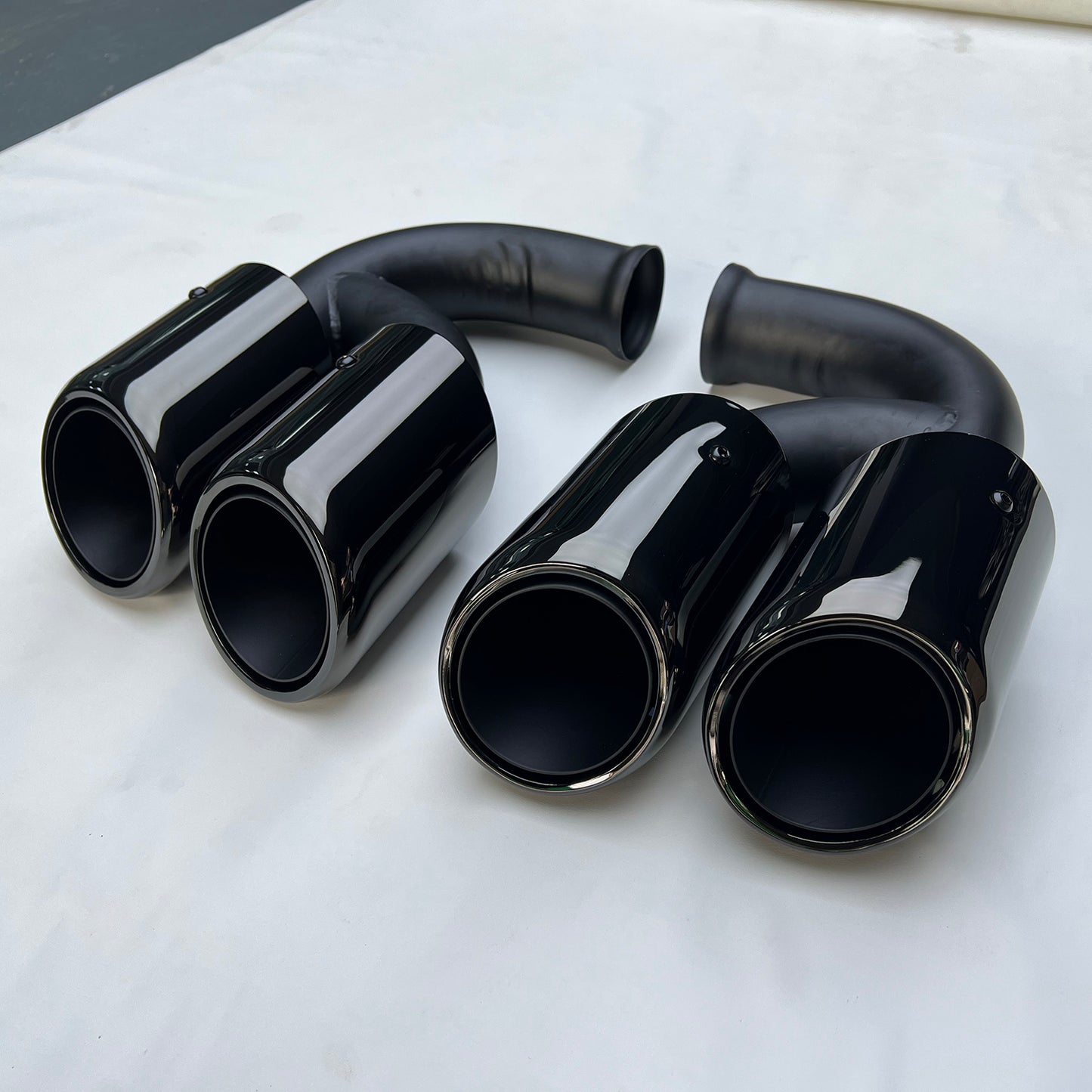 Porsche Cayenne 2011-2014 3.0L Base Black Rear Tail Exhaust Pipes Muffler Tips GTS Style